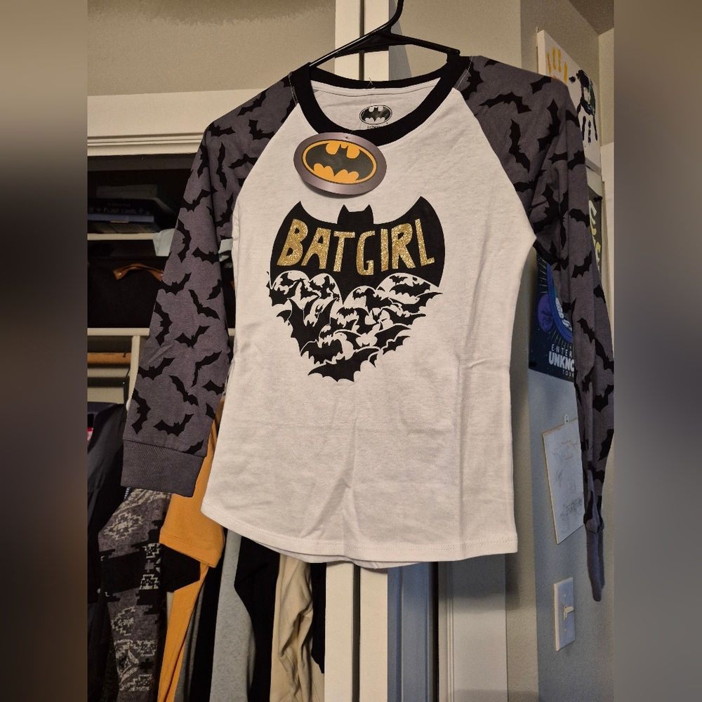 DC Batgirl Kids Raglan Shirt - White and Black